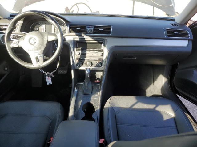 Photo 8 from auction – 2014 VOLKSWAGEN PASSAT S with VIN 1VWAP7A38EC003572