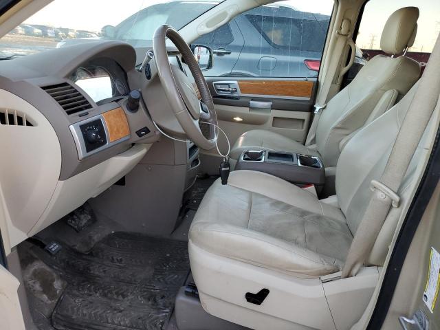 Photo 7 from auction – 2010 CHRYSLER TOWN & COU with VIN 2A4RR7DXXAR442539