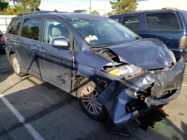 Photo 4 from auction – 2017 TOYOTA SIENNA XLE with VIN 5TDYZ3DC7HS844947