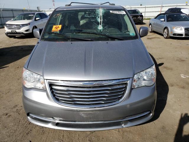 Photo 5 from auction – 2015 CHRYSLER TOWN & COU with VIN 2C4RC1BG2FR696275