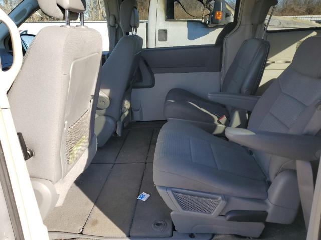 Photo 11 from auction – 2010 CHRYSLER TOWN & COU with VIN 2A4RR5D18AR463308