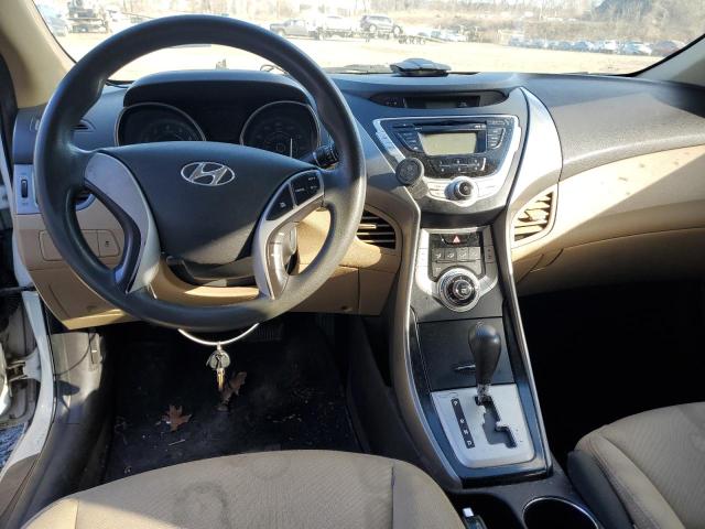 Photo 8 from auction – 2011 HYUNDAI ELANTRA with VIN 5NPDH4AE4BH044049