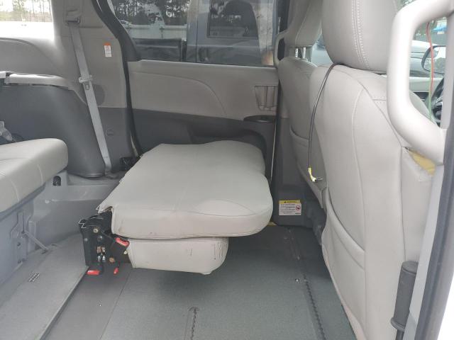Photo 11 from auction – 2020 TOYOTA SIENNA L with VIN 5TDZZ3DC9LS083559