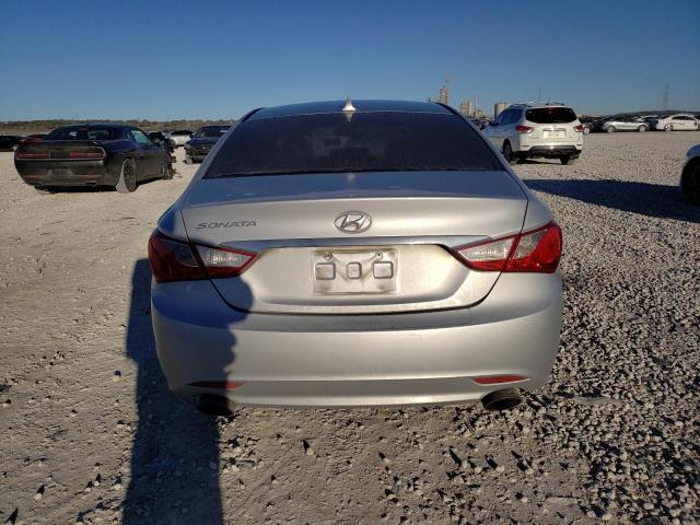 Photo 6 from auction – 2011 HYUNDAI SONATA SE with VIN 5NPEC4AC6BH252807
