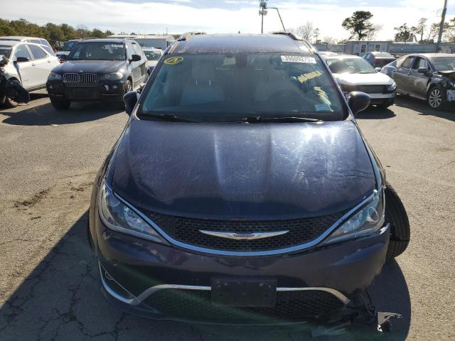 Photo 5 from auction – 2017 CHRYSLER PACIFICA T with VIN 2C4RC1EG3HR644202