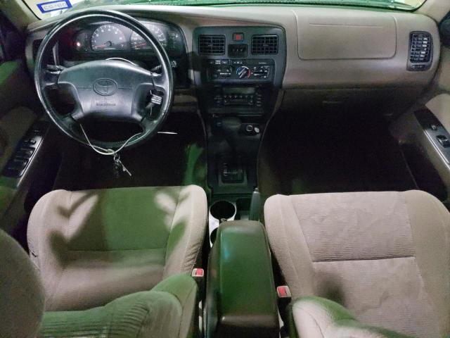 Photo 8 from auction – 2000 TOYOTA 4RUNNER SR with VIN JT3GN86R4Y0180068