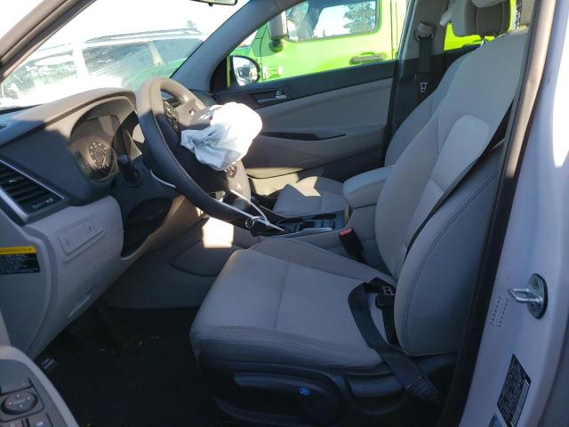 Photo 7 from auction – 2017 HYUNDAI TUCSON SE with VIN KM8J23A45HU285960