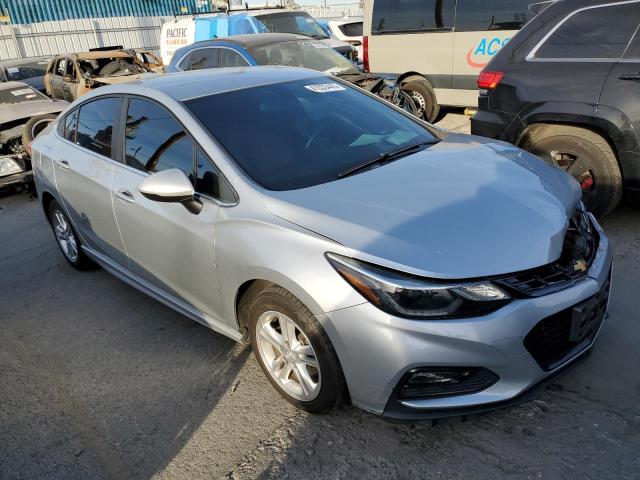 Photo 4 from auction – 2017 CHEVROLET CRUZE LT with VIN 1G1BE5SM2H7249807
