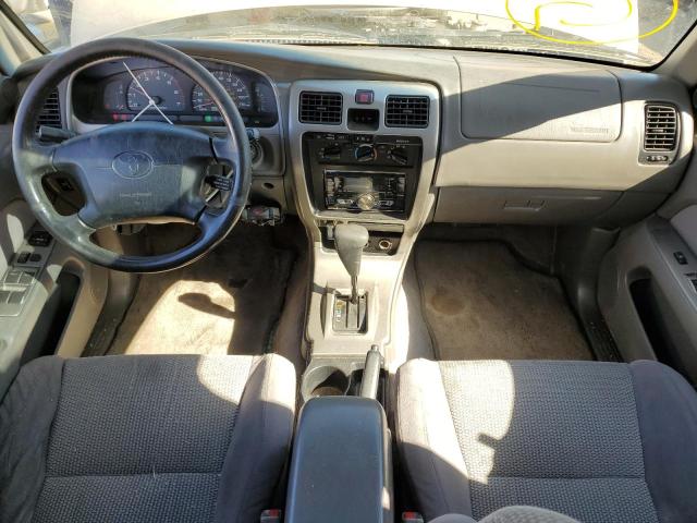 Photo 8 from auction – 2002 TOYOTA 4RUNNER SR with VIN JT3GN86R320256838