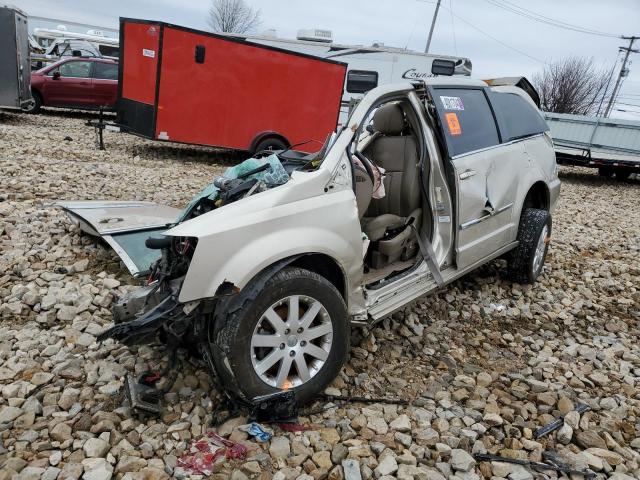 CHRYSLER TOWN & COU 2013 with VIN 2C4RC1BG1DR517494 - Photo from auction