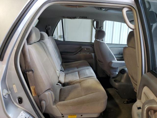 Photo 11 from auction – 2004 TOYOTA SEQUOIA SR with VIN 5TDZT34A94S222896