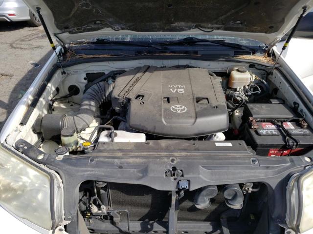 Photo 11 from auction – 2008 TOYOTA 4RUNNER SR with VIN JTEZU14R98K005798