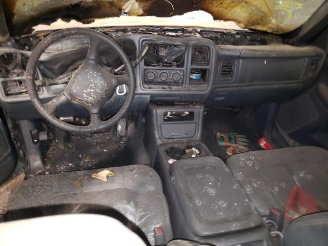 Photo 8 from auction – 2002 CHEVROLET SILVERADO with VIN 1GCHK231X2F233817