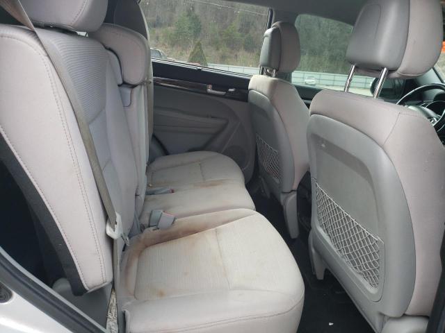 Photo 11 from auction – 2014 KIA SORENTO LX with VIN 5XYKTCA63EG469766