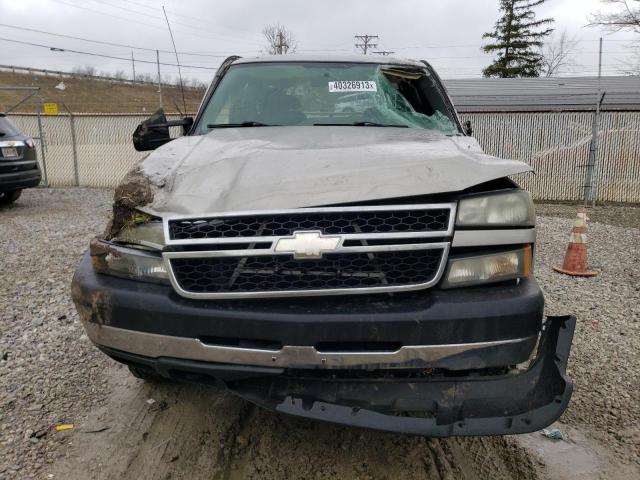 Photo 5 from auction – 2006 CHEVROLET SILVERADO with VIN 1GCHK29U06E152189