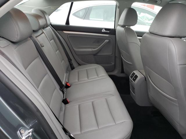 Photo 10 from auction – 2007 VOLKSWAGEN JETTA WOLF with VIN 3VWEF71K77M184242
