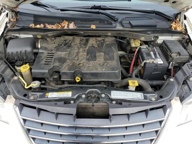 Photo 12 from auction – 2010 CHRYSLER TOWN & COU with VIN 2A4RR8DX8AR375011