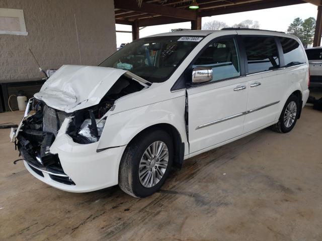 CHRYSLER TOWN & COU 2013 with VIN 2C4RC1CG2DR663708 - Photo from auction