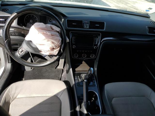 Photo 8 from auction – 2015 VOLKSWAGEN PASSAT SE with VIN 1VWBT7A3XFC048529