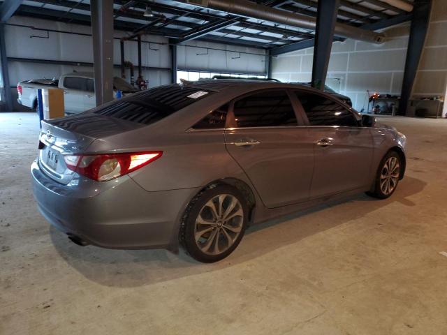 Photo 3 from auction – 2013 HYUNDAI SONATA SE with VIN 5NPEC4AB4DH622940