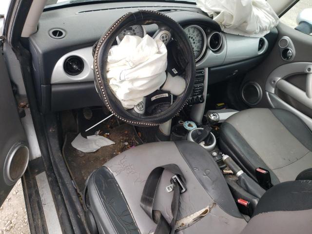 Photo 8 from auction – 2005 MINI COOPER with VIN WMWRC33425TC57858