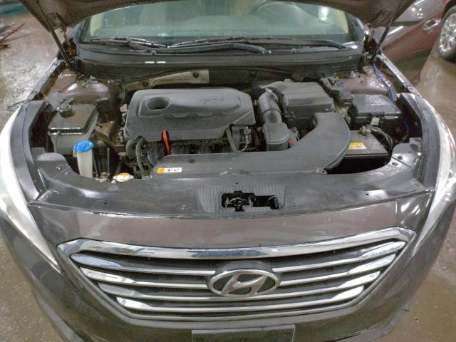 Photo 11 from auction – 2015 HYUNDAI SONATA SE with VIN 5NPE24AF4FH154684