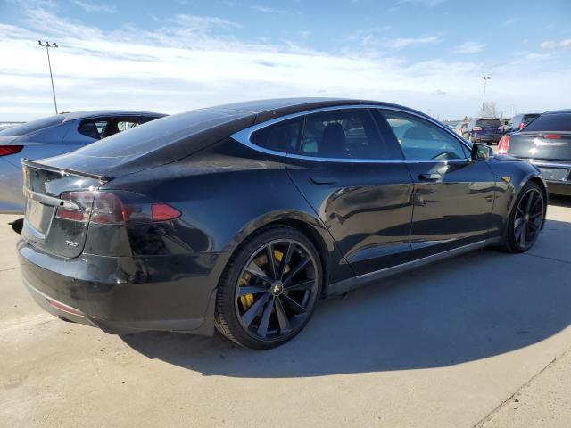 Photo 3 from auction – 2015 TESLA MODEL S 70 with VIN 5YJSA1S22FF083189