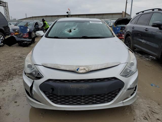 Photo 5 from auction – 2013 HYUNDAI SONATA HYB with VIN KMHEC4A45DA078517