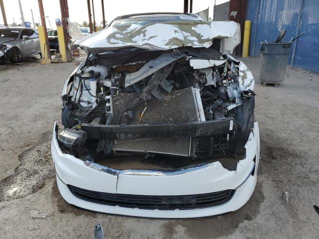 Фото 5 с аукциона – 2016 KIA OPTIMA EX с VIN 5XXGU4L33GG009476