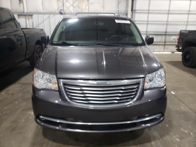 Photo 5 from auction – 2015 CHRYSLER TOWN & COU with VIN 2C4RC1BG6FR644633