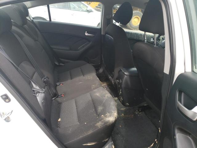 Photo 10 from auction – 2017 KIA FORTE LX with VIN 3KPFK4A75HE064173
