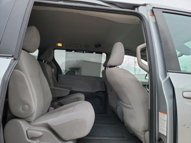Photo 6 from auction – 2020 TOYOTA SIENNA LE with VIN 5TDJZ3DC5LS233048