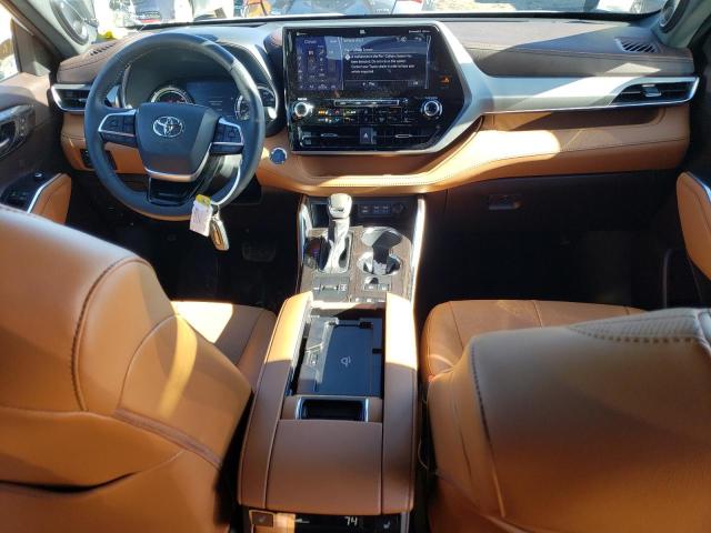 Photo 8 from auction – 2022 TOYOTA HIGHLANDER with VIN 5TDEBRCH2NS090214