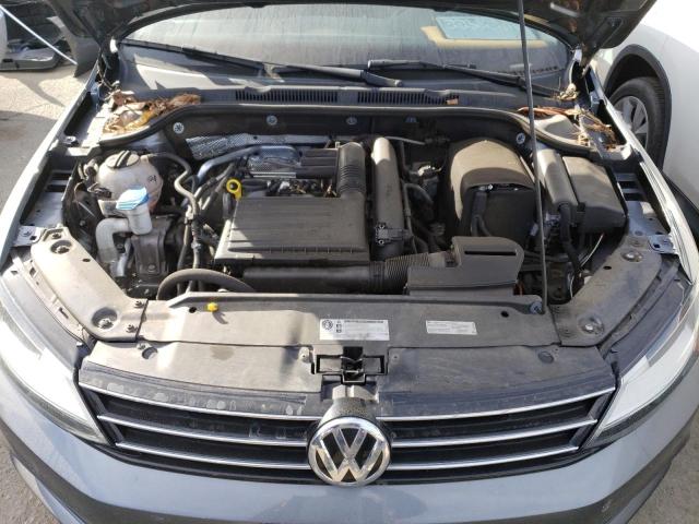 Photo 11 from auction – 2017 VOLKSWAGEN JETTA S with VIN 3VW167AJ6HM405014
