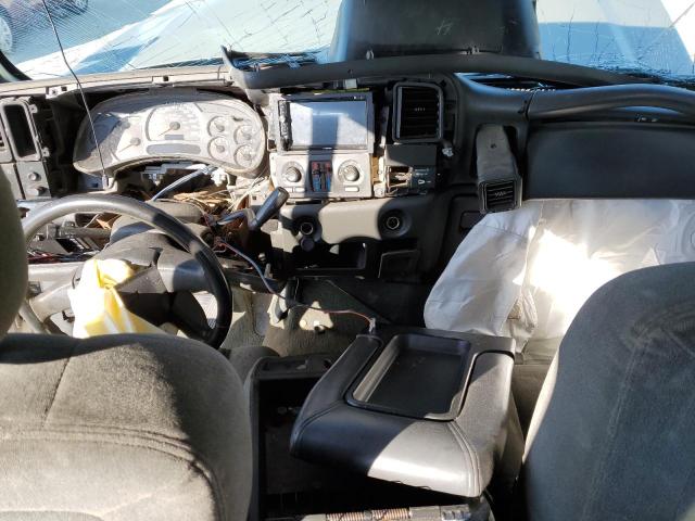 Photo 8 from auction – 2004 CHEVROLET SILVERADO with VIN 1GCHC29U14E234166