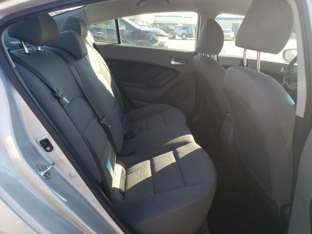Photo 10 from auction – 2017 KIA FORTE LX with VIN 3KPFK4A78HE144163