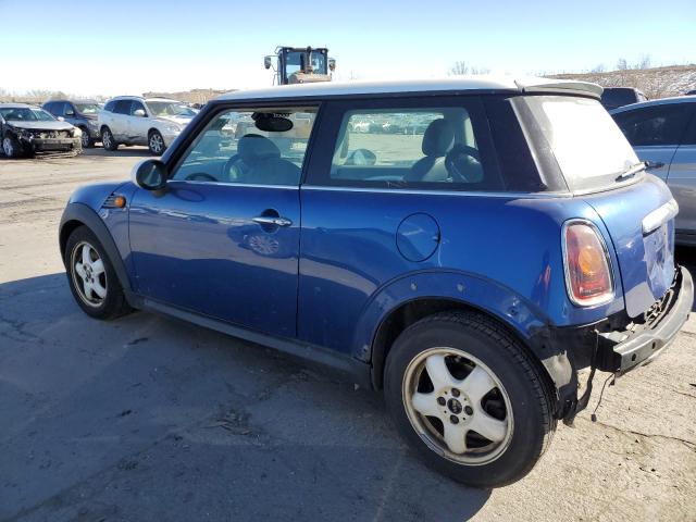 Photo 2 from auction – 2008 MINI COOPER with VIN WMWMF335X8TT66466