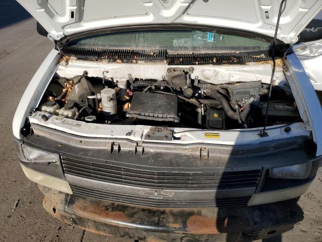 Photo 12 from auction – 2002 CHEVROLET ASTRO with VIN 1GCDL19X02B135629
