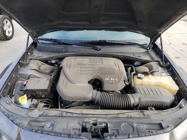Photo 11 from auction – 2018 CHRYSLER 300 S with VIN 2C3CCABG9JH253727