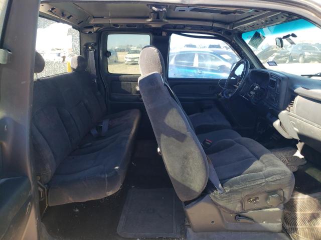 Photo 10 from auction – 2000 CHEVROLET SILVERADO with VIN 1GCFC29T6YE346787