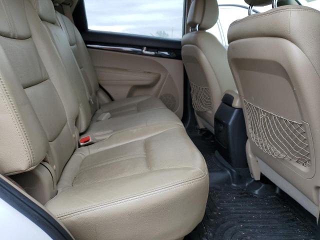 Photo 11 from auction – 2011 KIA SORENTO EX with VIN 5XYKU3A19BG071474