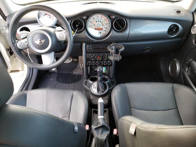 Photo 8 from auction – 2006 MINI COOPER S with VIN WMWRE33546TJ33513