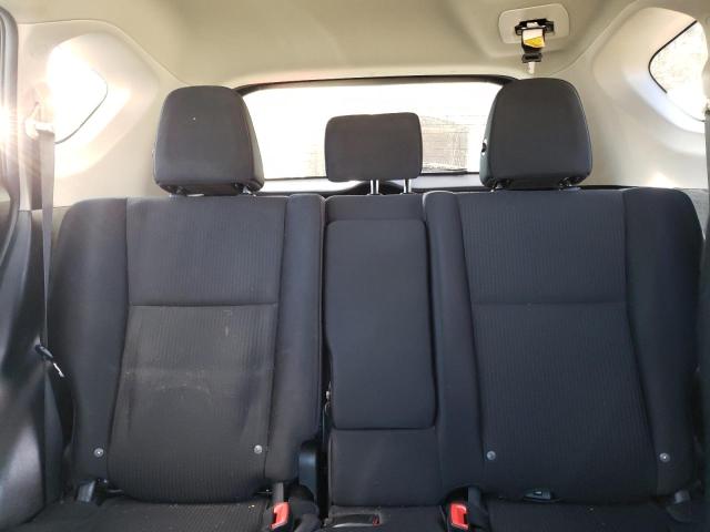 Photo 10 from auction – 2015 TOYOTA RAV4 LE with VIN 2T3BFREV7FW395931