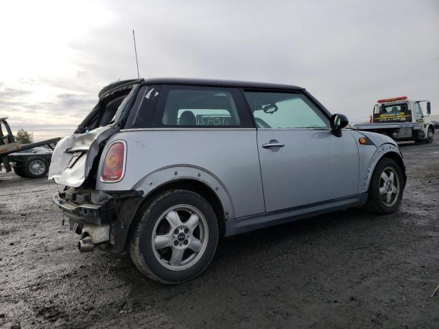 Photo 3 from auction – 2007 MINI COOPER with VIN WMWMF33577TL77746