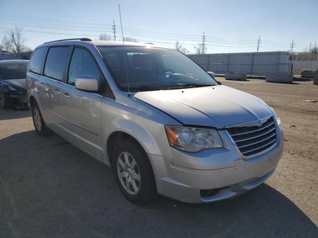 Photo 4 from auction – 2010 CHRYSLER TOWN & COU with VIN 2A4RR5D18AR463308