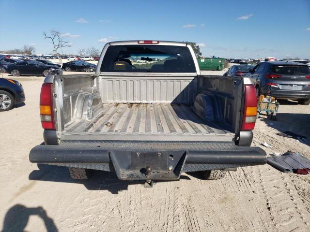 Photo 6 from auction – 2000 CHEVROLET SILVERADO with VIN 1GCFC29T6YE346787