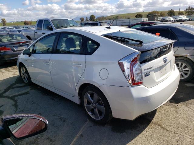 Photo 2 from auction – 2013 TOYOTA PRIUS with VIN JTDKN3DU7D5586925