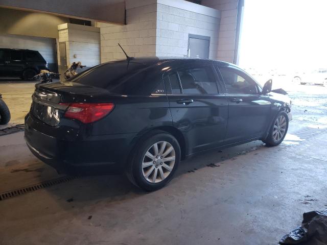 Photo 3 from auction – 2014 CHRYSLER 200 TOURIN with VIN 1C3CCBBB7EN190957