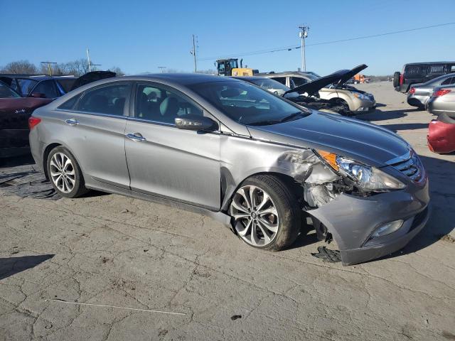 Photo 4 from auction – 2013 HYUNDAI SONATA SE with VIN 5NPEC4AB5DH586711
