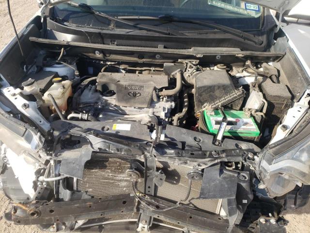 Photo 11 from auction – 2017 TOYOTA RAV4 XLE with VIN 2T3WFREV5HW392286